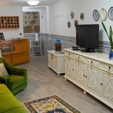 Casa Aguarela, Estilo Familiar Na Serra Da Estrela Tatil Evi
